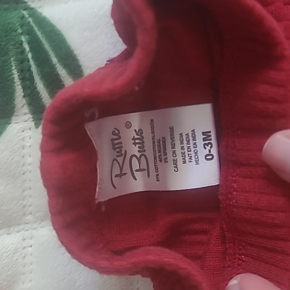 Infant Girls Ruffle Butts 2pc outfit - Picture 5 of 7